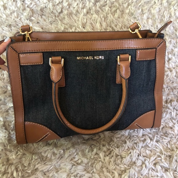 Michael Kors Handbag - Picture 1 of 12